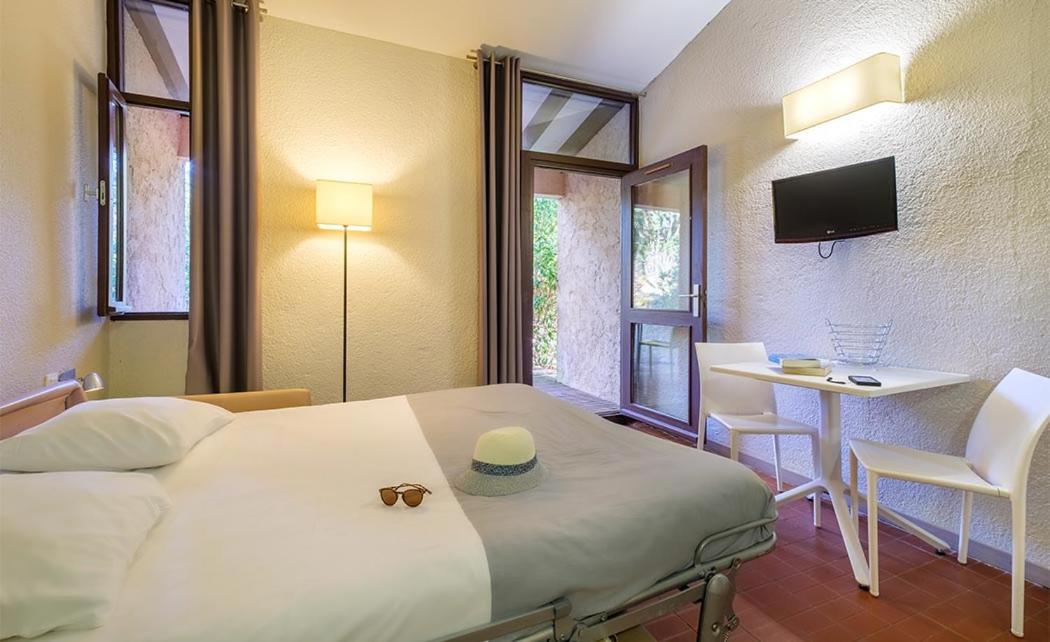 Belambra Clubs La Colle-Sur-Loup - Les Terrasses De Saint-Paul De Vence Otel Dış mekan fotoğraf