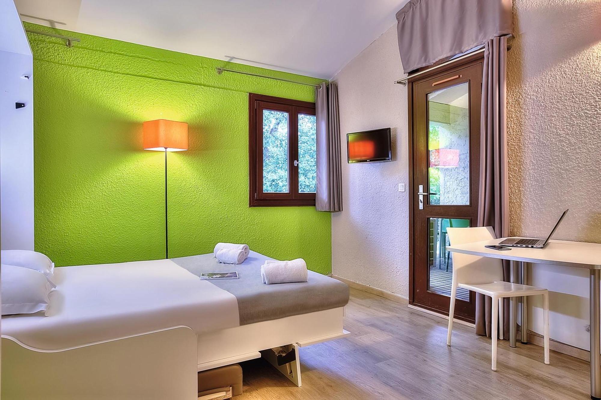 Belambra Clubs La Colle-Sur-Loup - Les Terrasses De Saint-Paul De Vence Otel Dış mekan fotoğraf